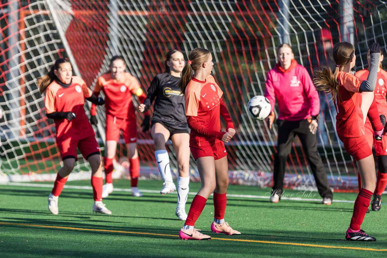 Bild 355 - wBJ VfL Pinneberg2 - Eimsbuttler TV 3 : Ergebnis: 5:0